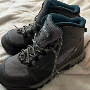 Orvis Clearwater wading boots